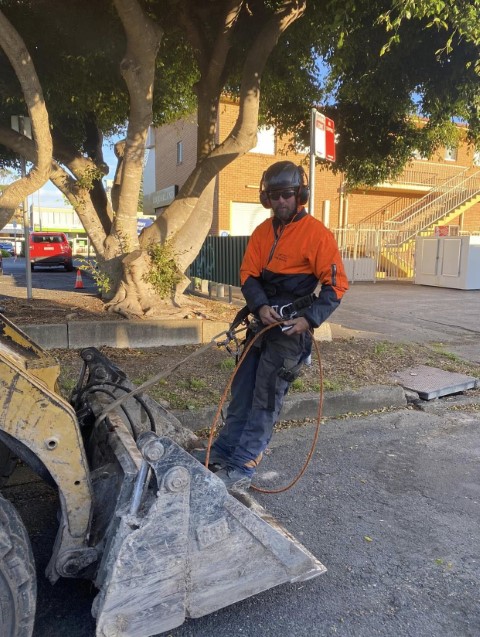 Desmond Harnessing Up Before Servicing Trees